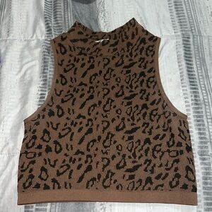 Animal print ribbed crop top